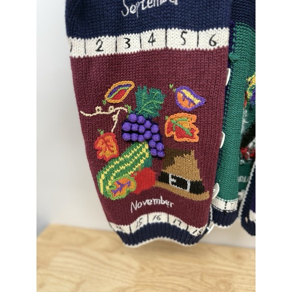 Design Options Cardigan Holiday Calendar Large Embroidered‎  Granny Core #32 - Picture 9 of 16